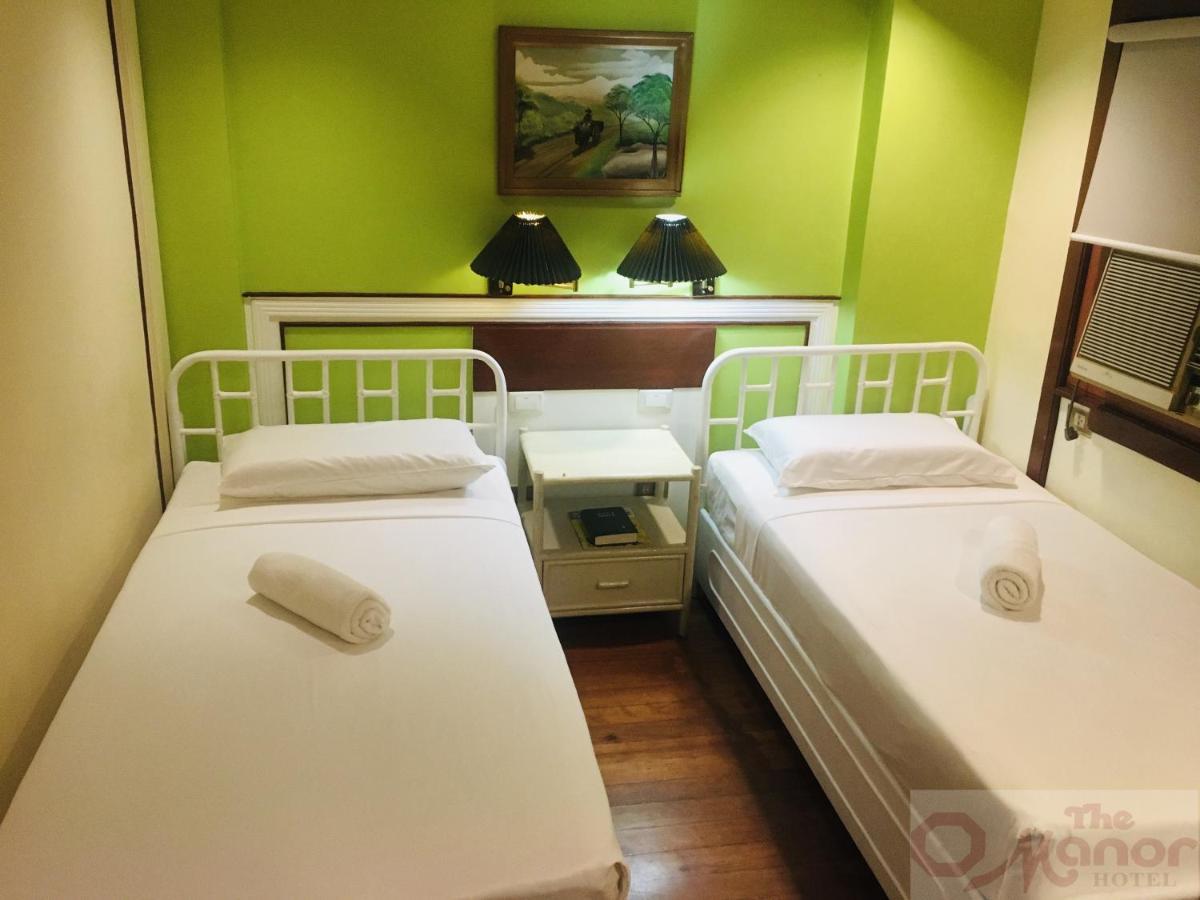 The Manor Hotel Davao Bagian luar foto