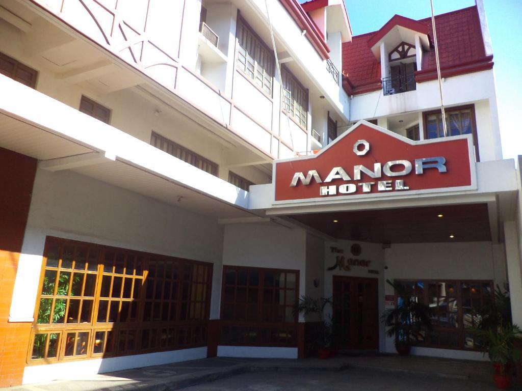 The Manor Hotel Davao Bagian luar foto