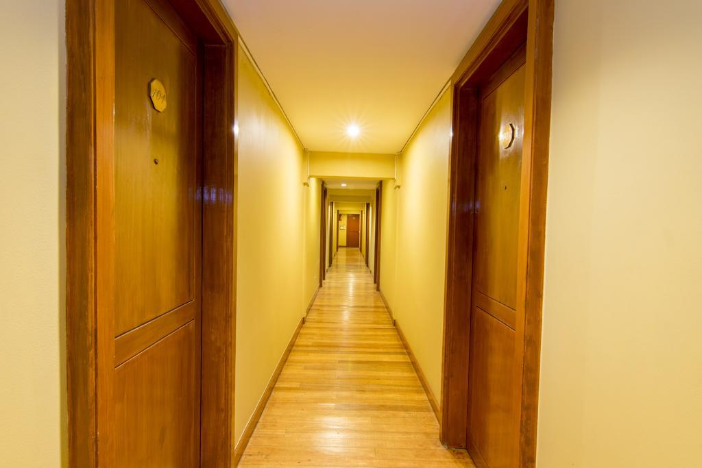The Manor Hotel Davao Bagian luar foto