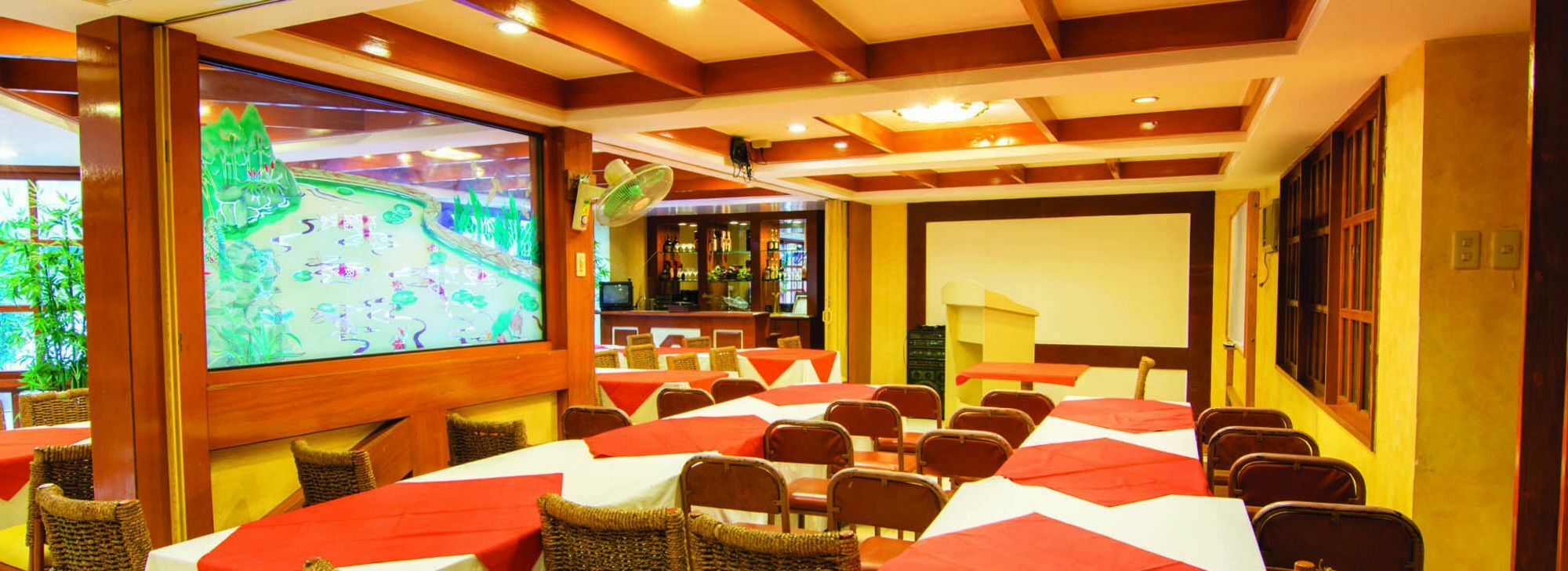 The Manor Hotel Davao Bagian luar foto